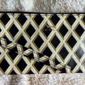 Scout Black and Gold Diamond Pattern Clutch